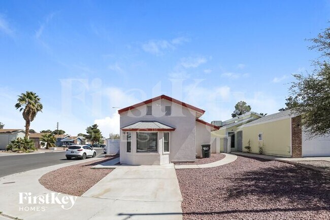Building Photo - 4161 N Overbrook Dr