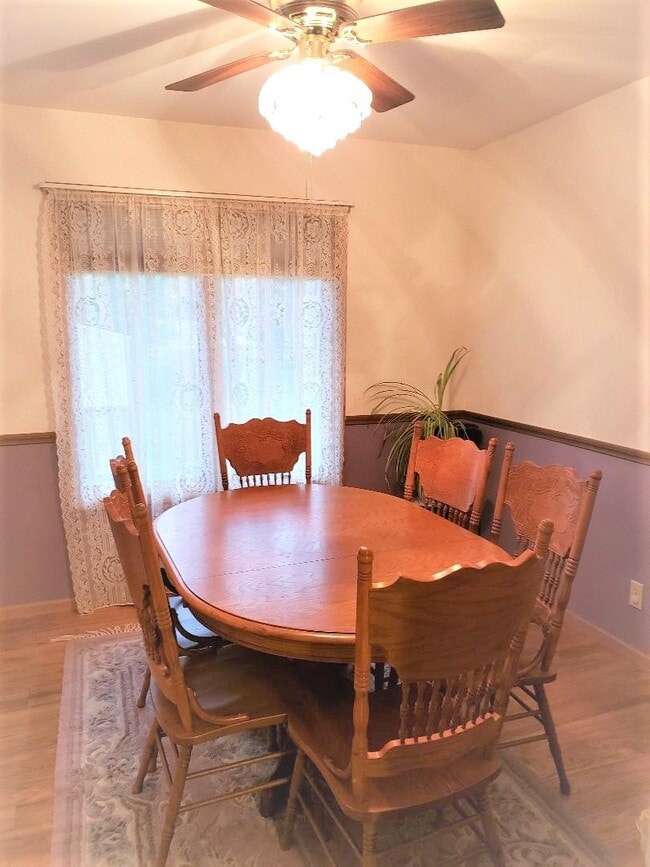 Building Photo - 416 Red Wing Ln