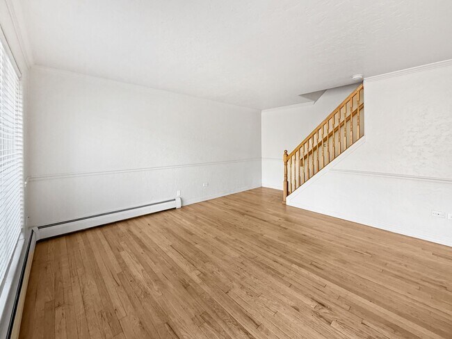 Foto del edificio - $0 DEPOSIT OPTION. CHEESMAN PARK! TWO STOR...