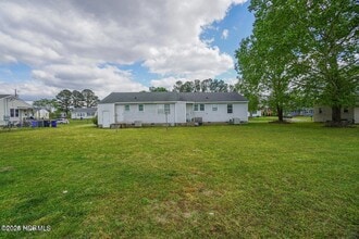 Building Photo - 311 Starling St