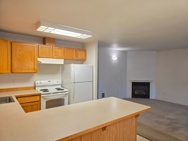 Foto del edificio - 931 NE Hidden Valley Dr