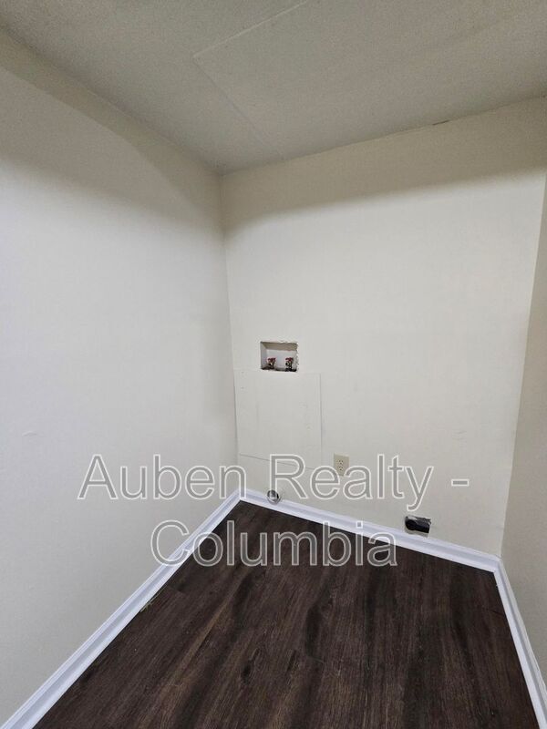 Building Photo - 3606 Medical Dr