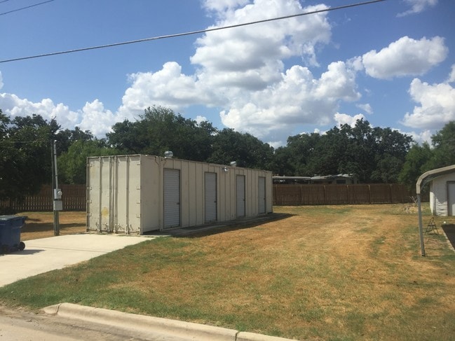 Building Photo - Deer Park Apartments