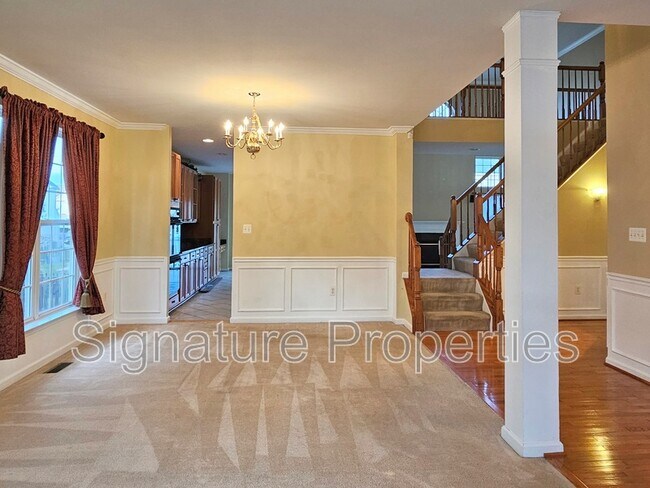 Foto del edificio - 9703 Inkwood Dr