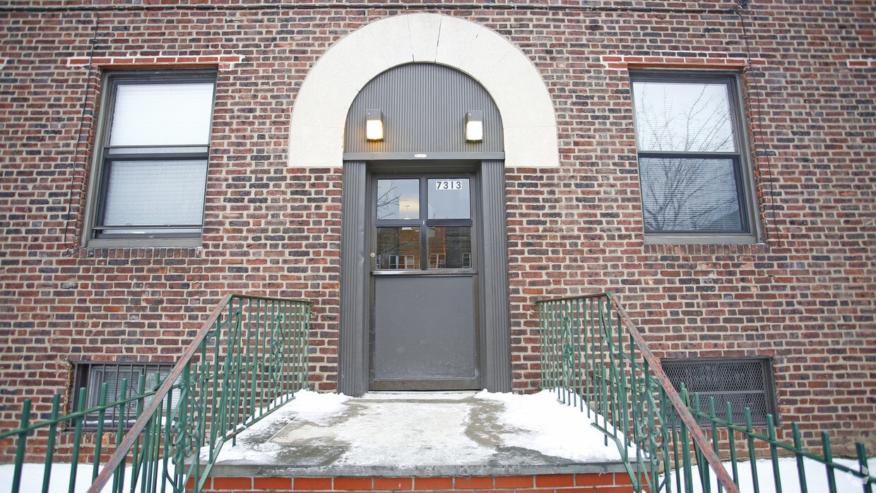 Building Photo - 7301 17th Ave