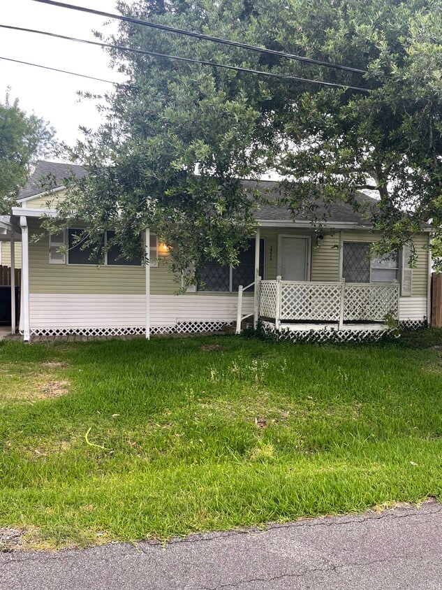 Primary Photo - 2224 Avenue F