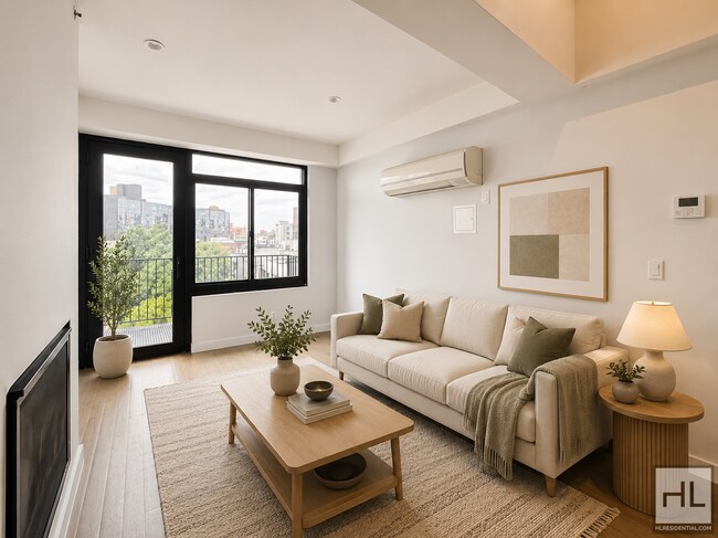 Foto del edificio - Bushwick Avenue / Spacious Penthouse 2-Bed with Balcony