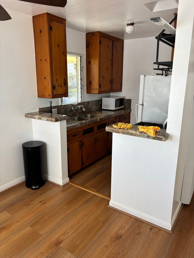 Foto del edificio - 2645 4th St