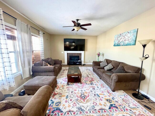 Foto del edificio - 2509 W Carrington Ct