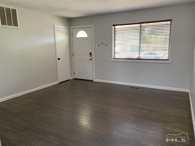 Building Photo - 770 Ibis Ln