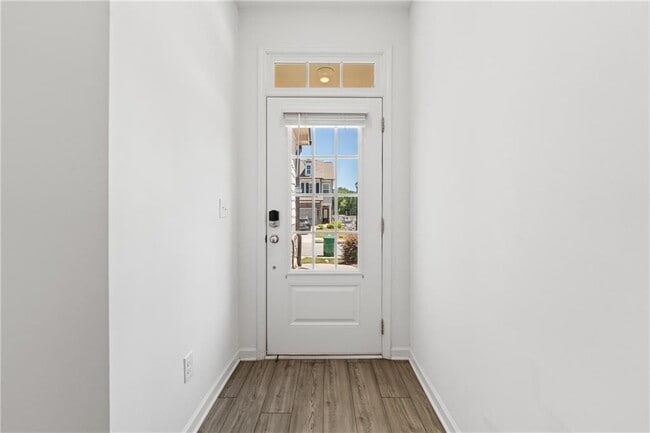 Building Photo - 575 Sausalito Walk