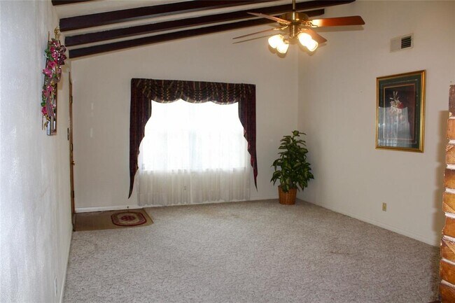 Building Photo - 5542 Turtle Creek Rd