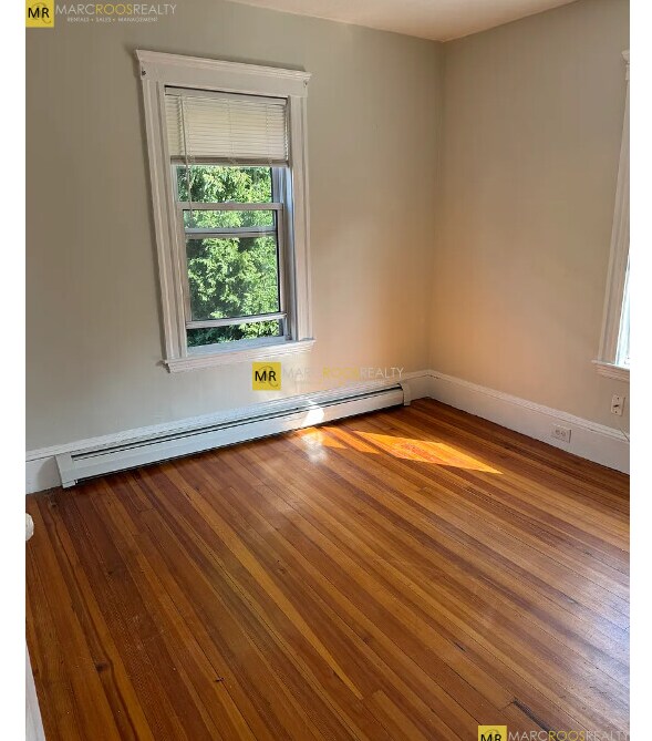 Building Photo - 49 Conwell Ave