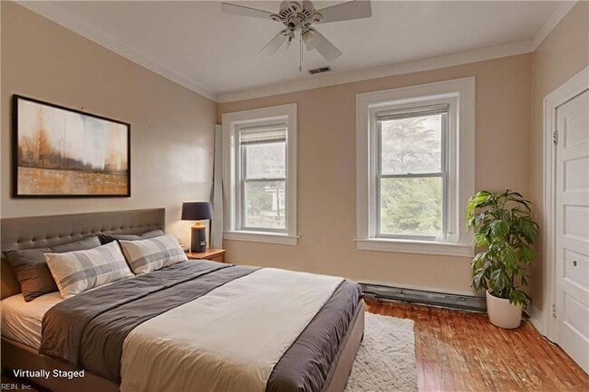 Building Photo - 3901 Newport Ave