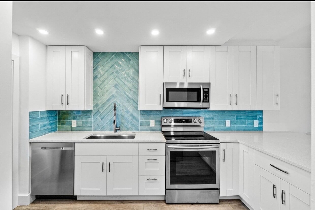 Photo - 698 NE Spanish River Blvd (Boca Raton, FL)