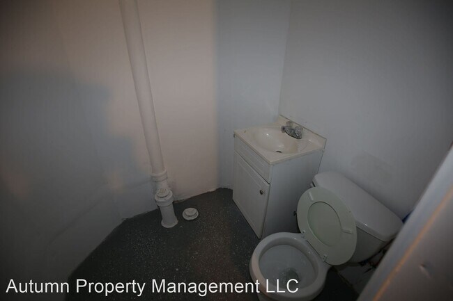 Foto del edificio - 3 br, 1.5 bath House - 16777 Kentfield St