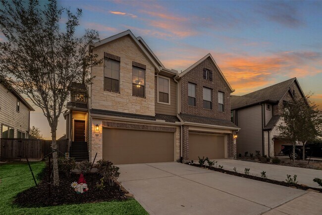 Building Photo - 15027 Red Dam Trl