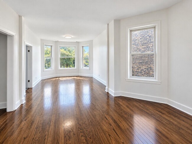 Foto del edificio - 5019 W Huron St