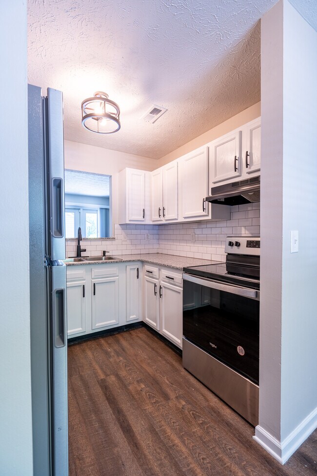 Foto del edificio - 1362 S Talbott St