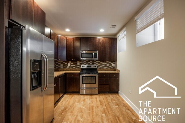 Foto del edificio - 3138 S Indiana Ave