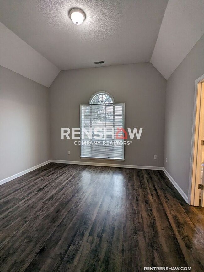Foto del edificio - Luxurious 3/2 Cordova Home Now Available F...