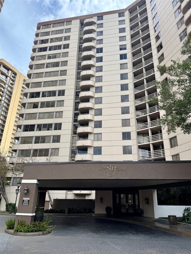 Foto del edificio - 3525 Sage Rd