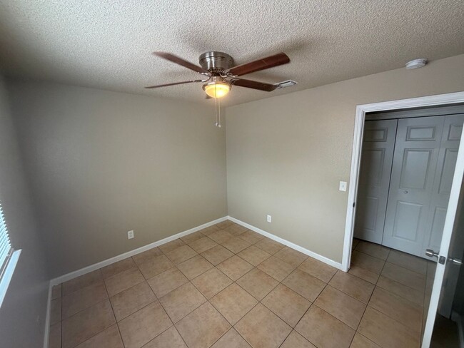 Foto del edificio - Apply today