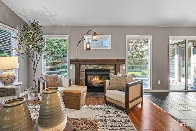 Foto del edificio - 11909 W Patrina Dr