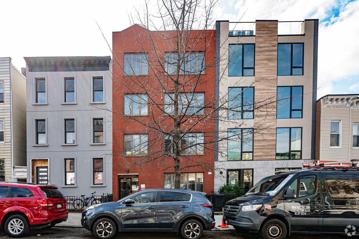 Foto principal - 272 19th St