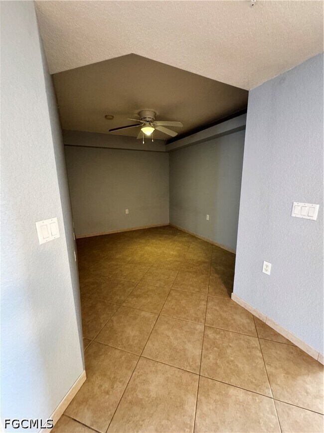 Foto del edificio - 26700 Rosewood Pointe Dr