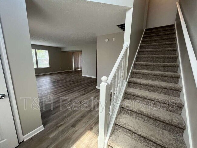Building Photo - 3692 Dayflower Way