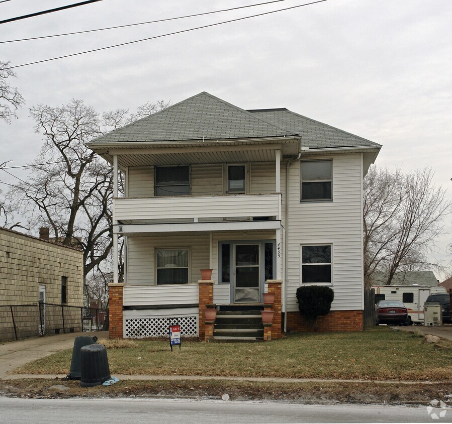 Foto del edificio - 4495 Pearl Rd
