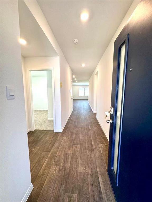 Foto del edificio - 346 Gladiola Lp