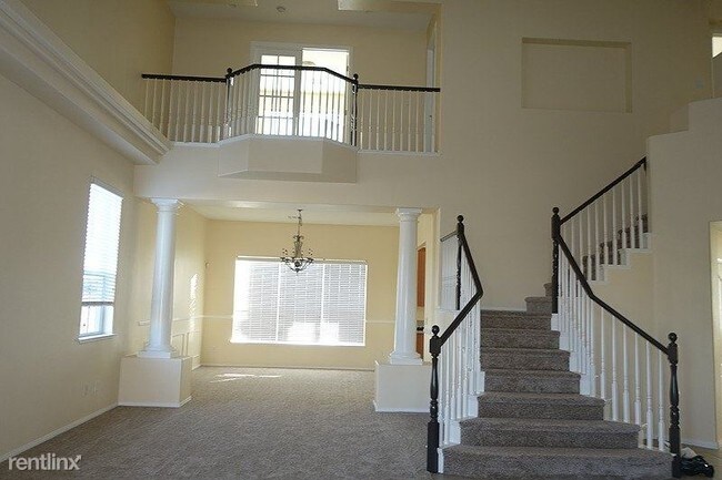 Foto del edificio - 5 br, 4 bath House - 7416 Cardigan Bay Street