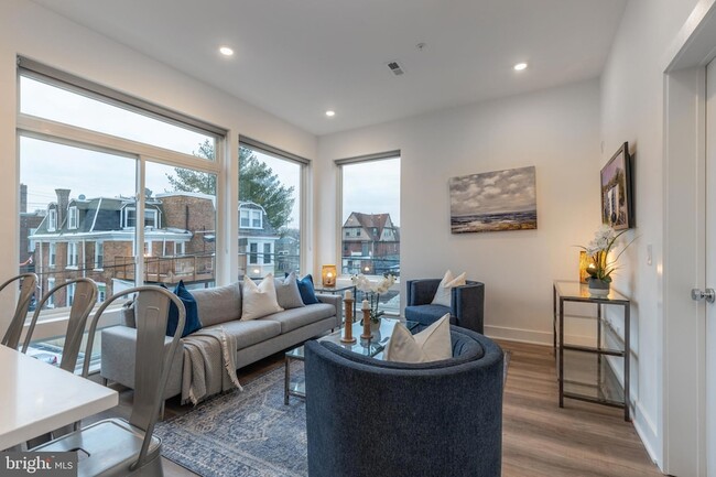 Photo - 5545 Pulaski Ave Apartment