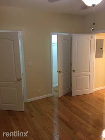 Primary Photo - 2439 28th St