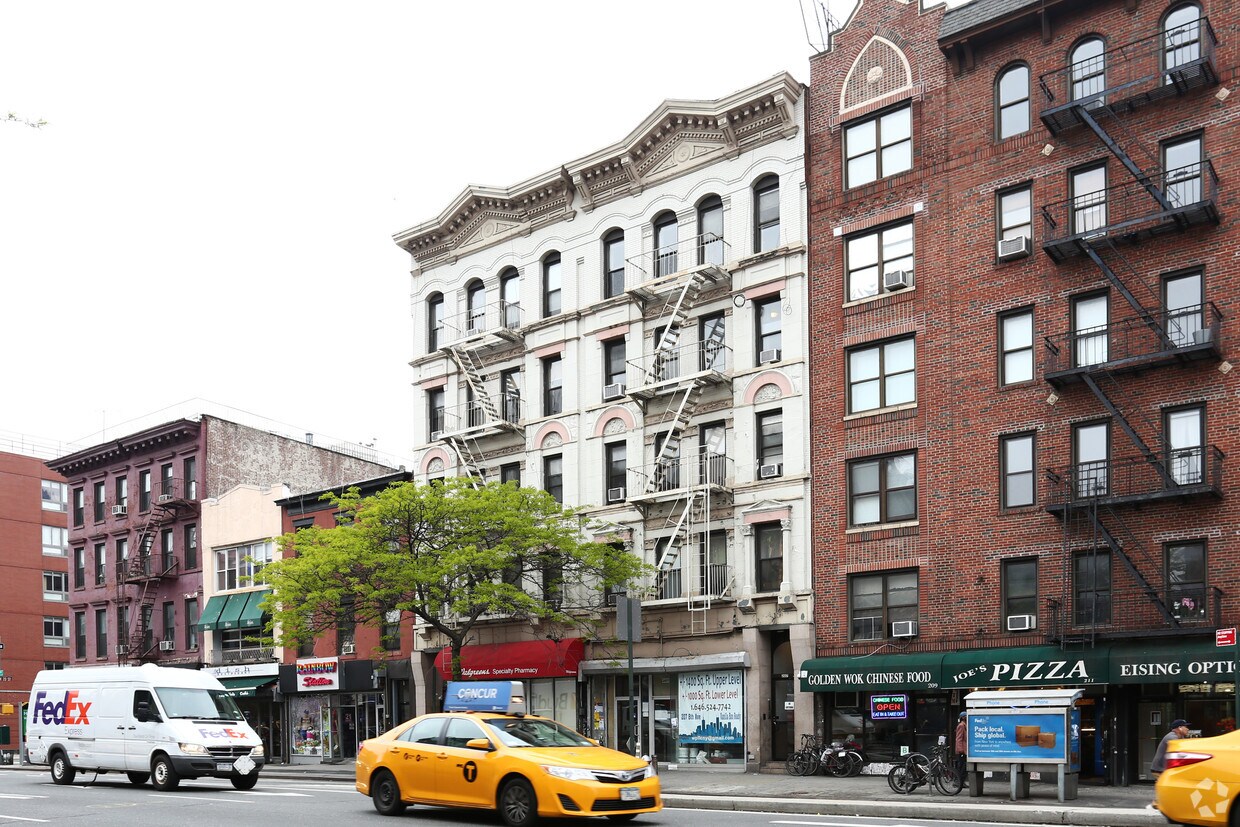 Primary Photo - 205 Eighth Ave