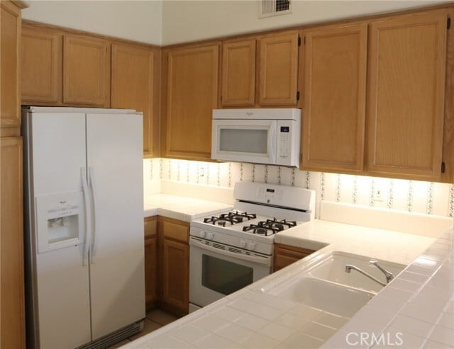 Building Photo - 13422 Savanna