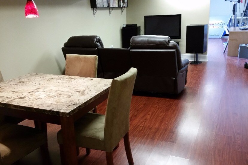 Foto principal - 2176 W Frost Rd