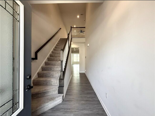Foto del edificio - 3432 Foxglove Dr