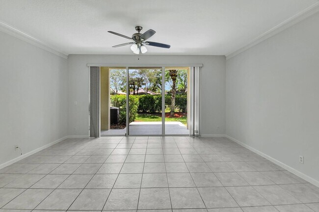 Building Photo - 9917 Porta Leona Ln