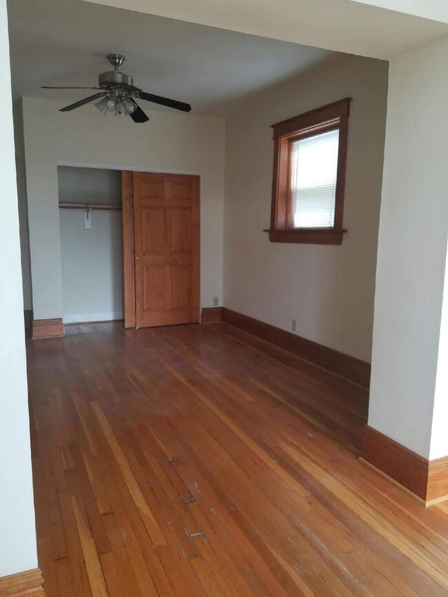 Foto del edificio - 5788 Pershing Ave