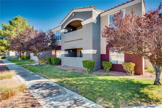 Building Photo - 5055 W Hacienda Ave