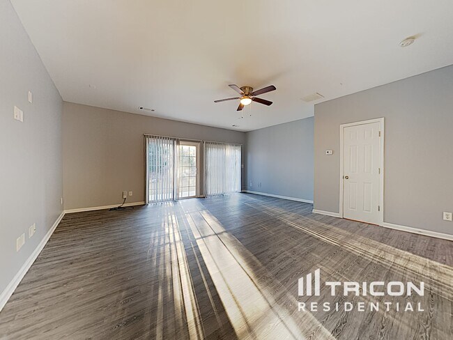 Foto del edificio - 3038 Deerborne Ct