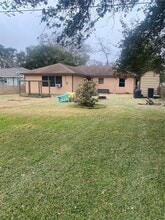 Building Photo - 1117 Dyson Rd