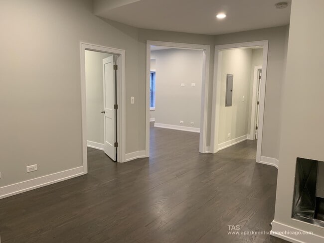 Foto del edificio - 849 W Lill Ave