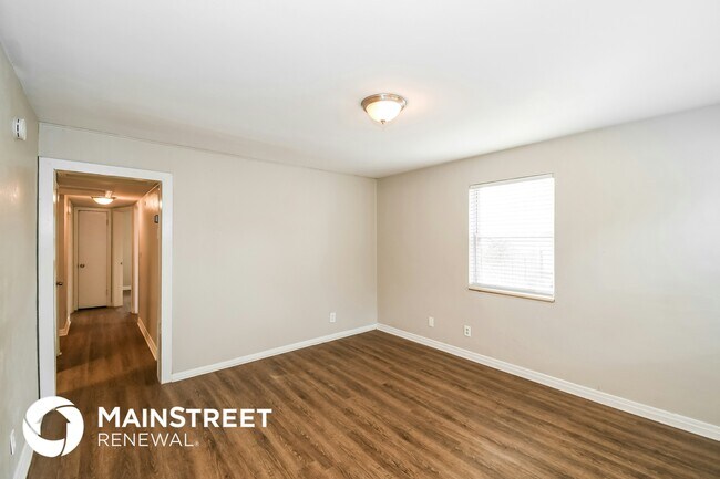 Foto del edificio - 6418 Ballejo Ct N