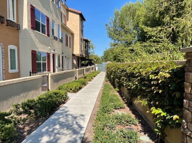 Foto del edificio - 31 Aliso Ridge Loop