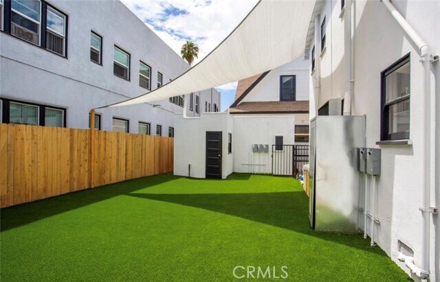 Foto del edificio - 502 E 5th St