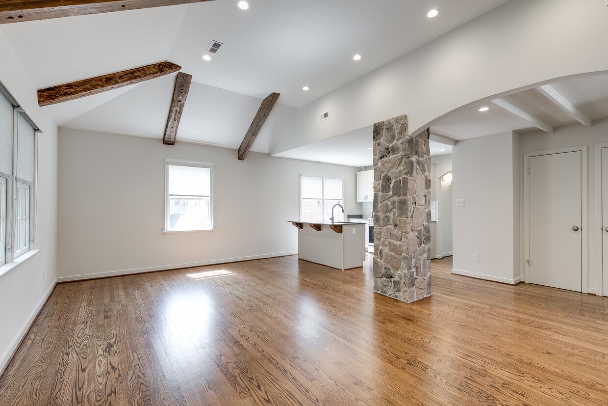 3305 Monument Ave Unit 2nd Floor, Richmond, VA 23221 Rentals in